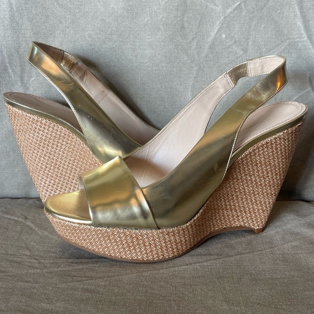 Jil Sanders Size 39 Wedge Heel- Rattan & Gold
